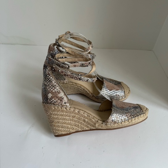 Vince Camuto Vanissa Snake spring Leather Espadrille Wedges Size 8